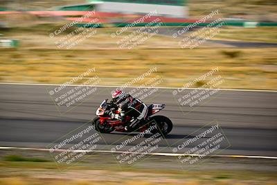 media/Feb-16-2024-CRA (Fri) [[3bc3e7055d]]/Group B/Session 7 (Turn 1)/
